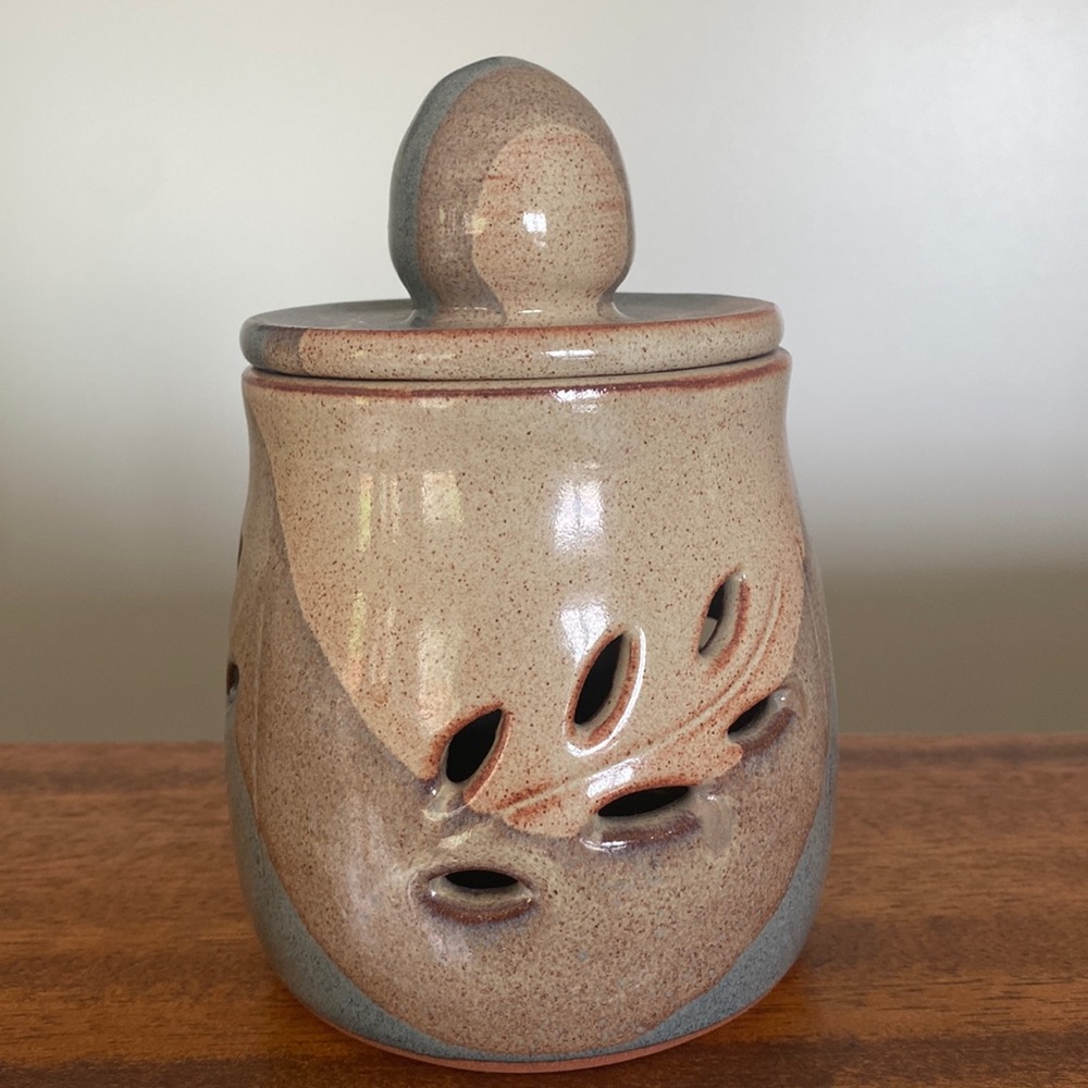 Handmade Pottery made on  Vancouver Island BC Signed by Artist Exc Shape